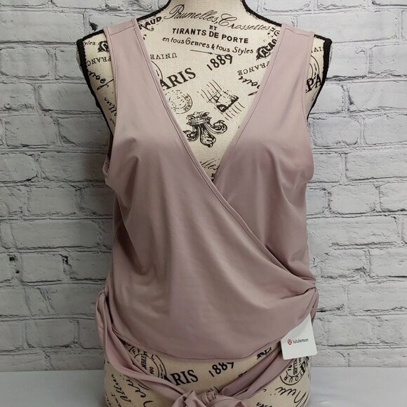 'LULULEMON' WRAP TIES 'TWIST ME UP' CROP TANK FOUR-WAY STRETCH IN DÙSTY ROSÀY - Picture 2 of 15